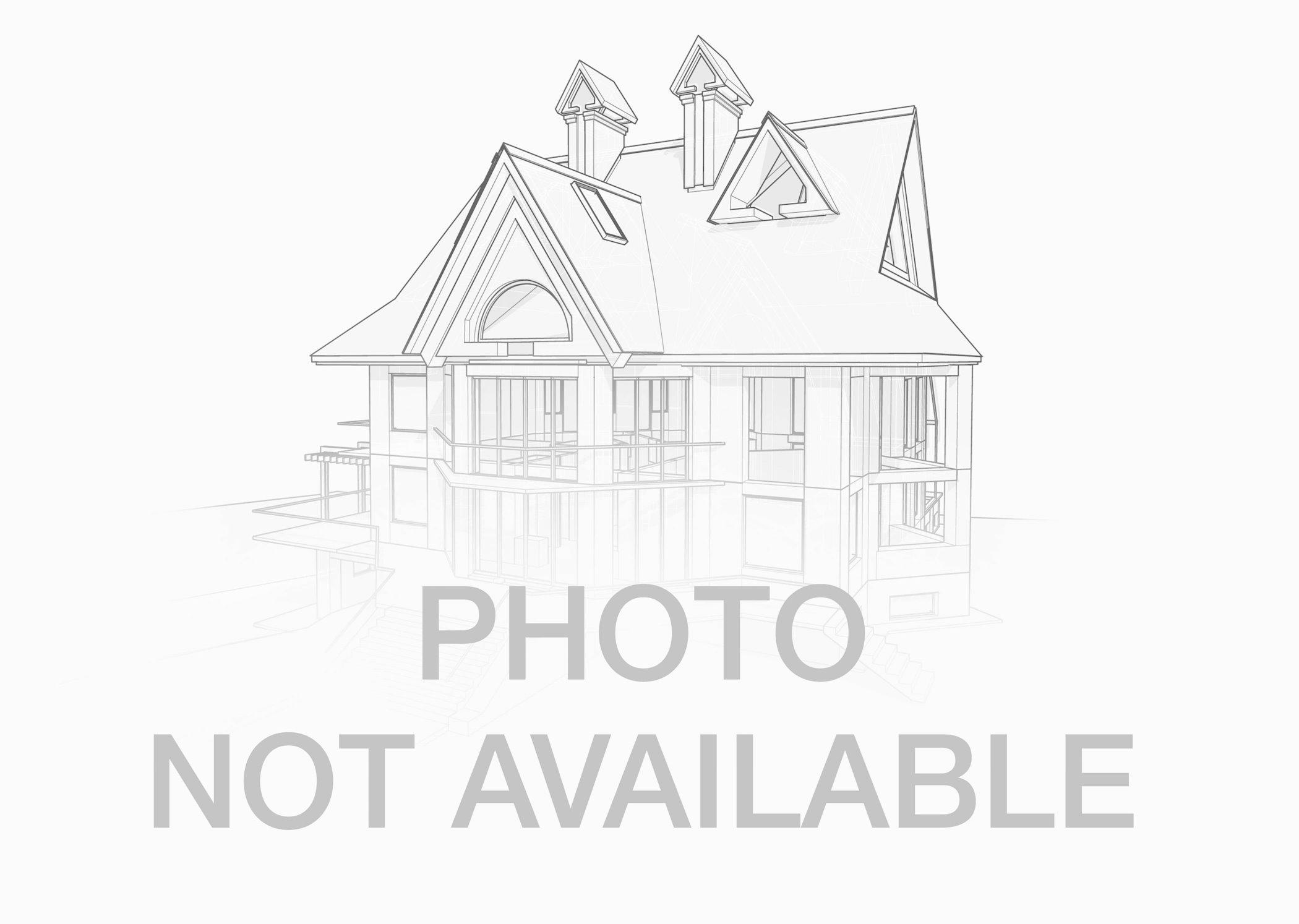 957 W Montana Street 